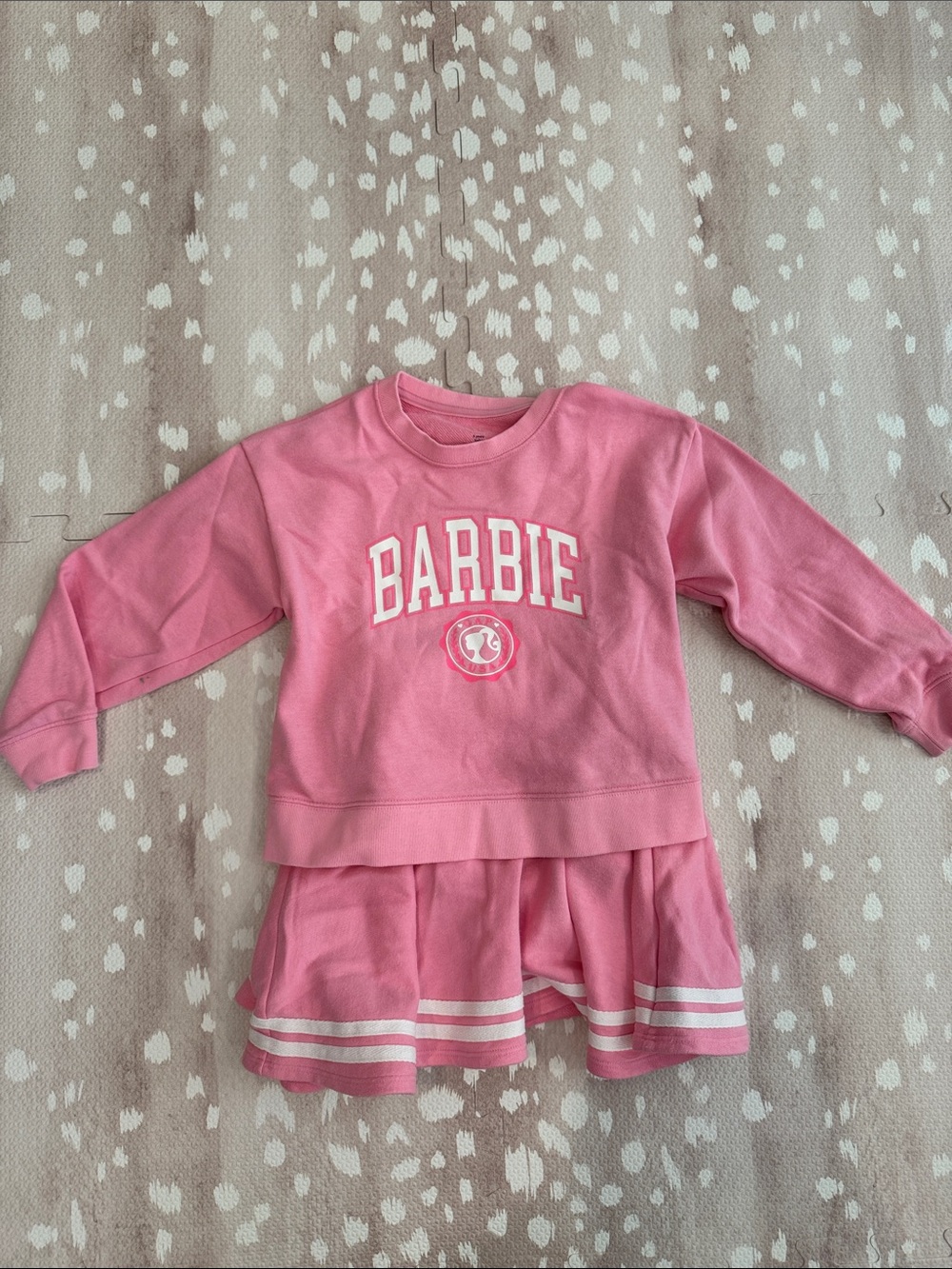 Baby Gap x Barbie Girls 2 Piece Sweatshirt & Skort Set Pink Size 5/5T
